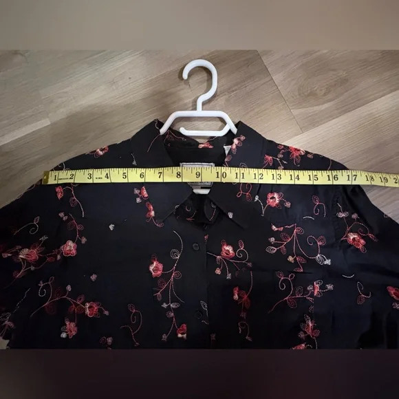 Embroidered Roper Shirt - Picture 10 of 11